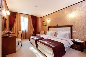 Best Western Plus Bristol Hotel