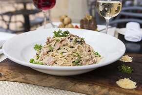 Protea Hotel by Marriott Gaborone Masa Square