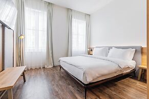 FortyPlusOne Hotel