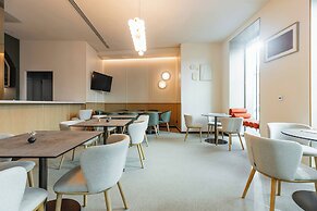 FortyPlusOne Hotel