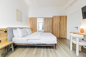 FortyPlusOne Hotel