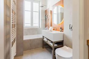 FortyPlusOne Hotel