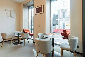 FortyPlusOne Hotel