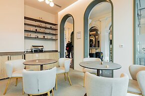 FortyPlusOne Hotel