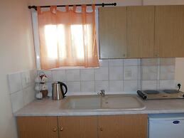 River Studios & Apartments