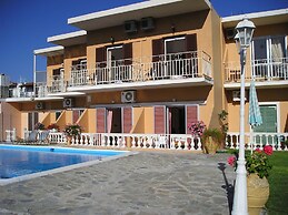 River Studios & Apartments