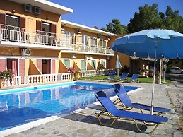 River Studios & Apartments