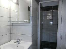 River Studios & Apartments