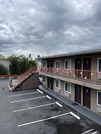 La Casa Inn