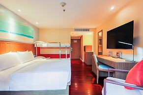 Holiday Inn Resort Phuket Surin Beach by IHG