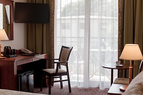 Regina Hotel