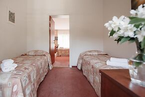 Regina Hotel