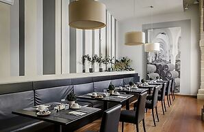 Eurostars Asta Regia