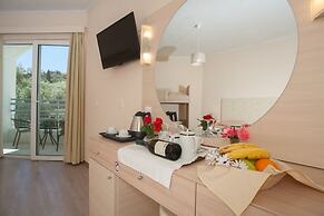 Alexandros Hotel -  All Inclusive