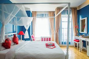 Frangipani Royal Palace Hotel