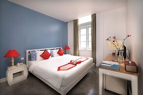 Frangipani Royal Palace Hotel