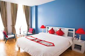 Frangipani Royal Palace Hotel