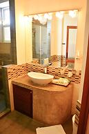 Unique Towers Luxury Boutique Suites