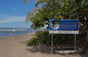 Hotel El Icaco Tortuguero