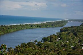 Hotel El Icaco Tortuguero