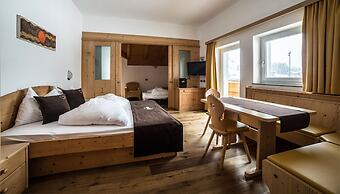 Hotel Alpin