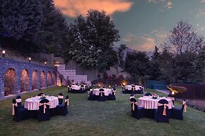 Golden Tulip Srinagar