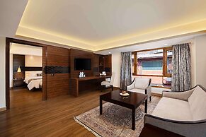 Golden Tulip Srinagar