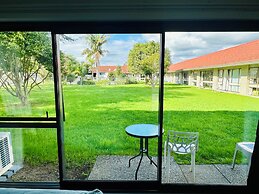 Airport Gold Star Motel