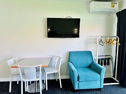 Airport Gold Star Motel