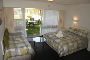 Airport Gold Star Motel