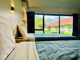 Airport Gold Star Motel