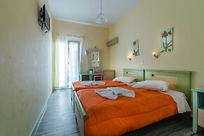 Captain Manolis Hotel