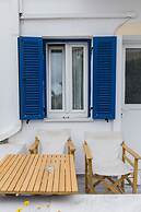 Captain Manolis Hotel