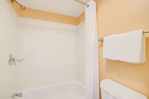 Days Inn by Wyndham Independence