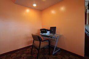 Days Inn by Wyndham Independence