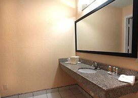 Days Inn by Wyndham Independence