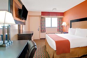 Days Inn by Wyndham Independence