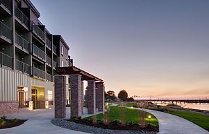 Hampton Inn and Suites Astoria