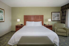 Hampton Inn and Suites Astoria