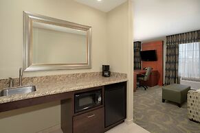Hampton Inn and Suites Astoria