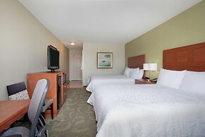Hampton Inn and Suites Astoria