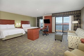 Hampton Inn and Suites Astoria