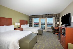 Hampton Inn and Suites Astoria