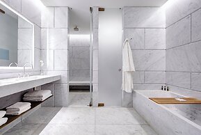 Hotel Cafe Royal, London