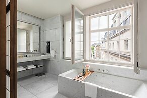 Hotel Cafe Royal, London