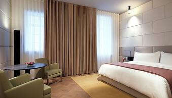 Hotel Cafe Royal, London