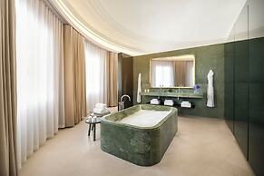 Hotel Cafe Royal, London