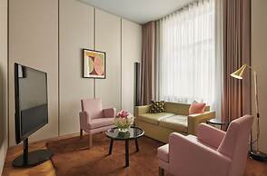 Hotel Cafe Royal, London