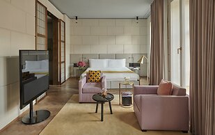 Hotel Cafe Royal, London