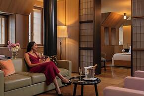 Hotel Cafe Royal, London